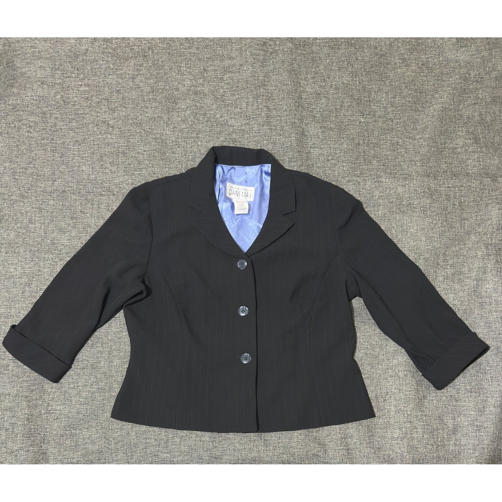 Dani Max Women 16M Blazer Pinstripe 3/4 Sleeve Button Front 4S43240